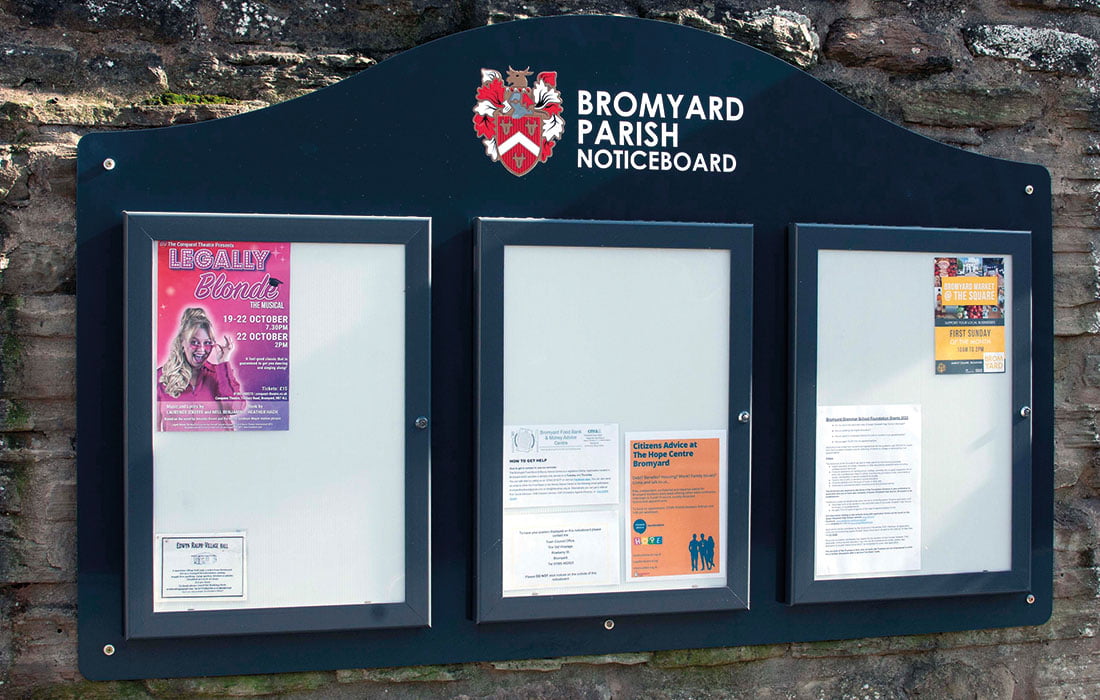 parish notice board DSC 8055