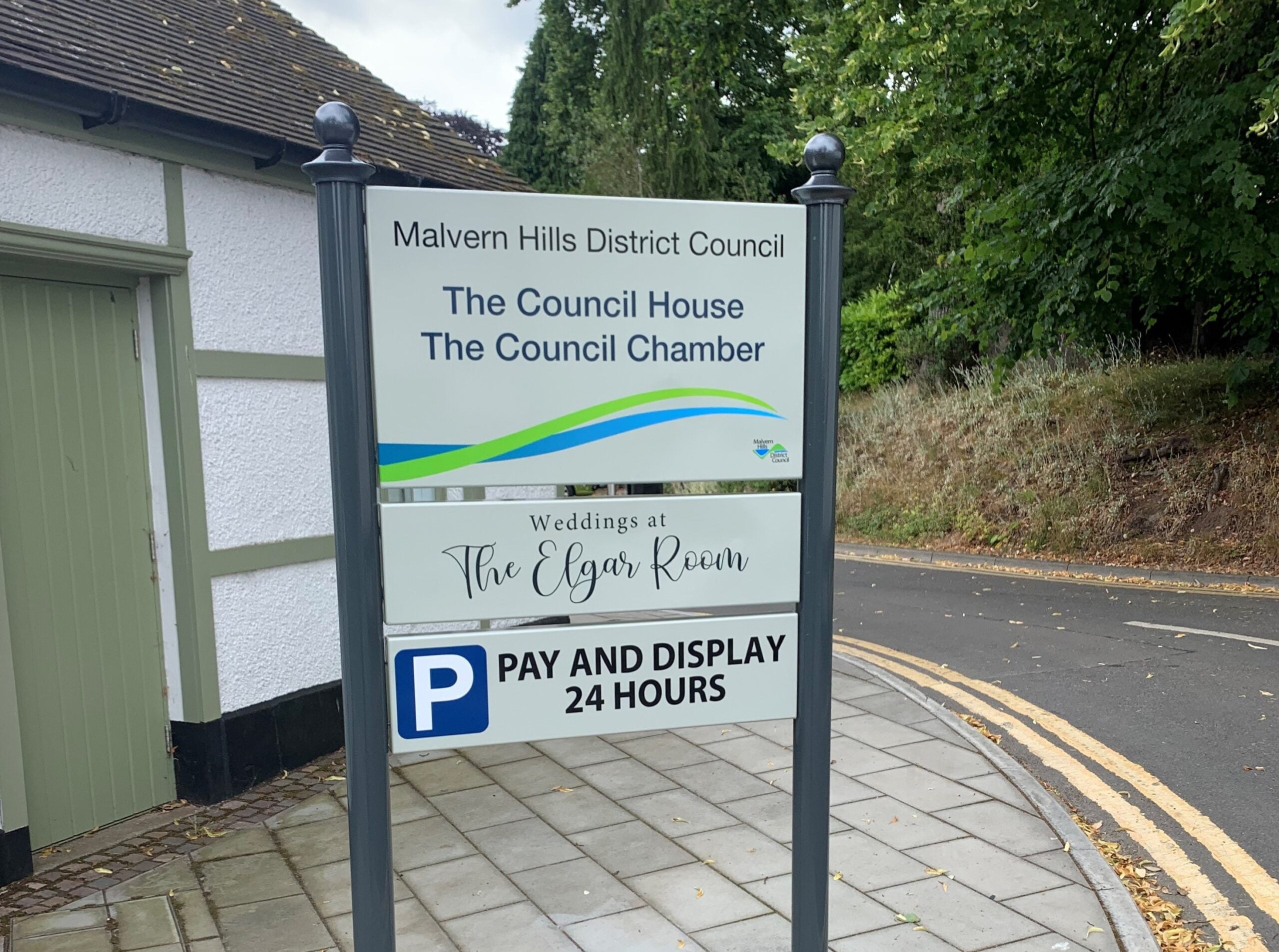 Malvern Hills District Council Signs